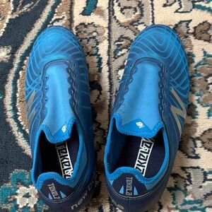 New Balance Vibrant Blue Men's Cleats